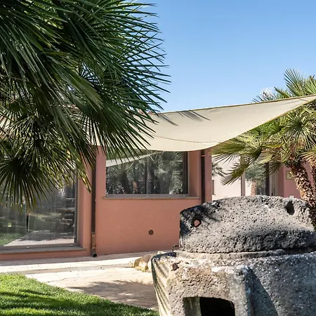 Isa - With Swimming Pool A Few Minutes From Alghero Santa Maria la Palma