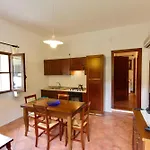 Apart-hotel Isa - With Swimming Pool A Few Minutes From Alghero Santa Maria la Palma