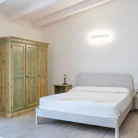 Isa - With Swimming Pool A Few Minutes From Alghero 3*