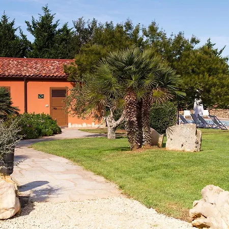 Isa - With Swimming Pool A Few Minutes From Alghero Aparthotel Santa Maria la Palma