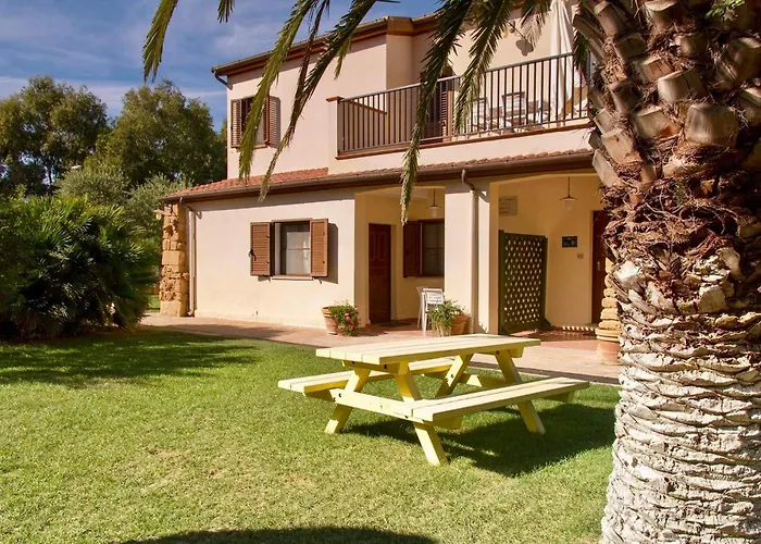 Isa - With Swimming Pool A Few Minutes From Alghero Apartahotel