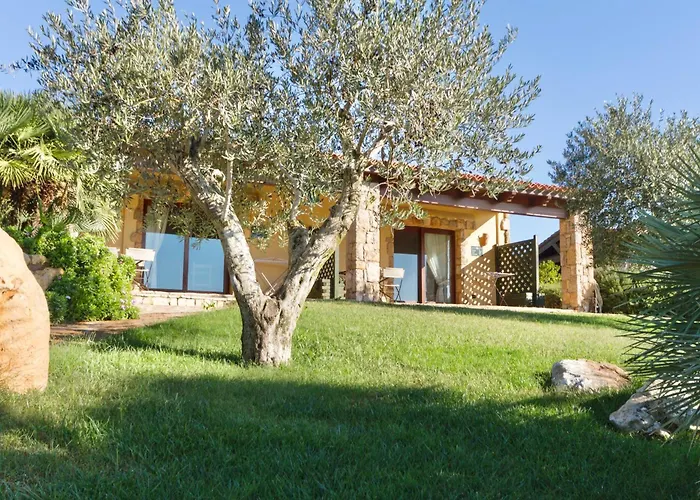 Apartahotel Isa - With Swimming Pool A Few Minutes From Alghero